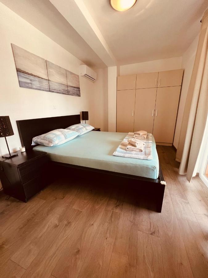 Apartman Bijeca - メドゥリン エクステリア 写真